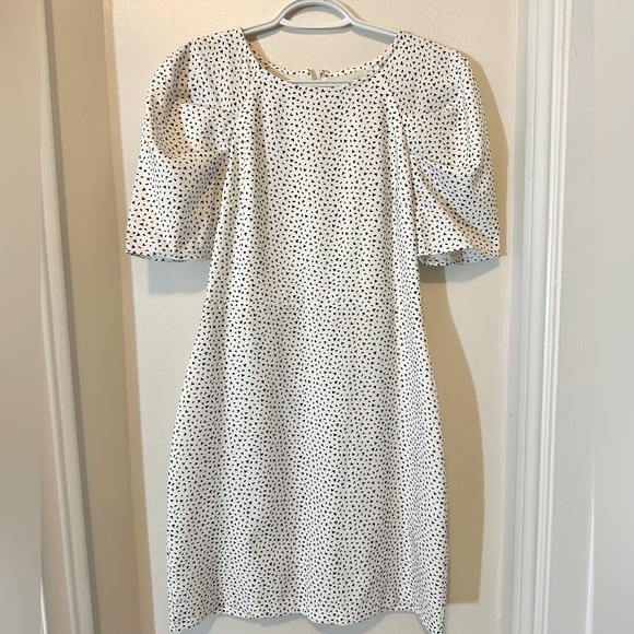 Short sleeve dress, SOOOO cute!! - Picture 1 of 3